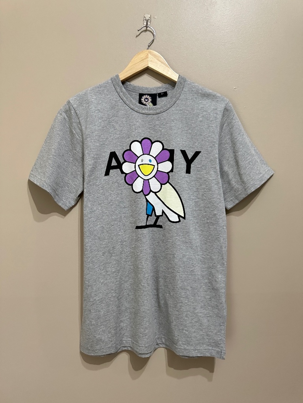 October's Very Own OVO x Takashi Murakami T-shirt Shirt Tee Size Small Gray Grey